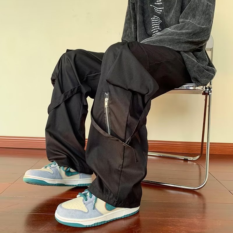 Loose Straight Leg Cargo Pants