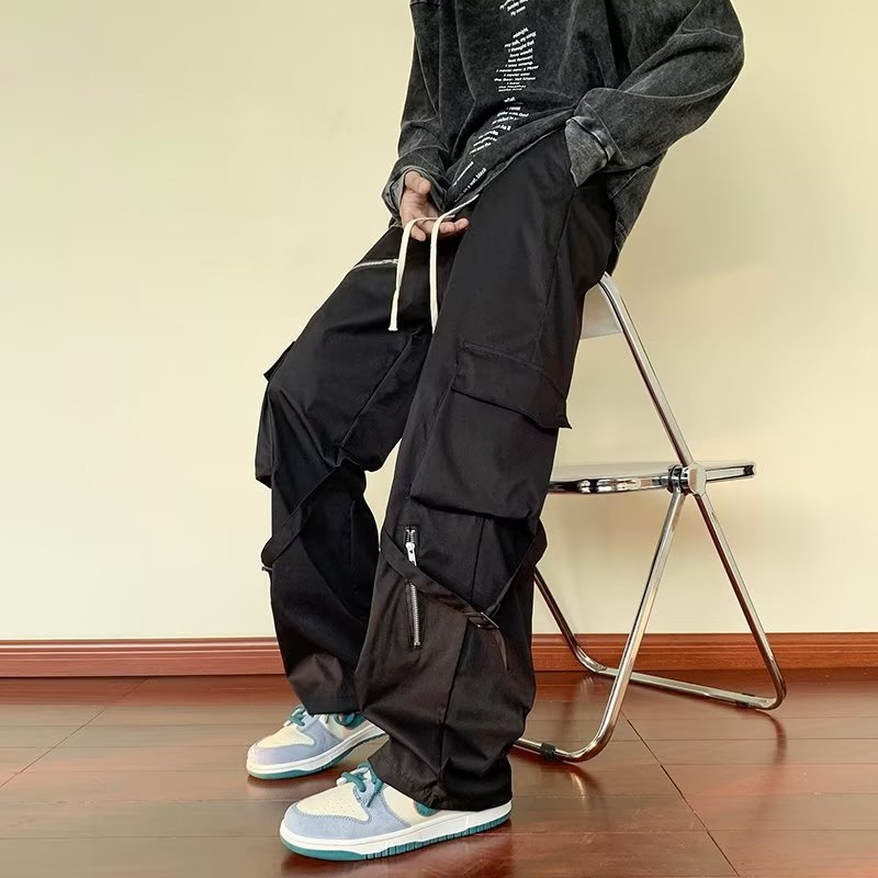 Loose Straight Leg Cargo Pants